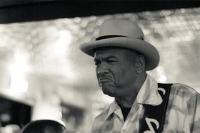2009-025-cc-noranes-sherman-robertson.jpg