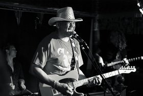 2009-032-cc-noranes-sherman-robertson.jpg